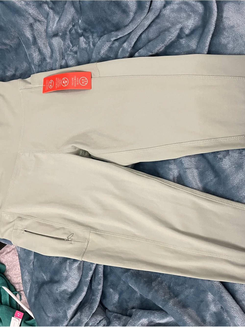 Adrienne Vittadini women Leggings in Light Sage